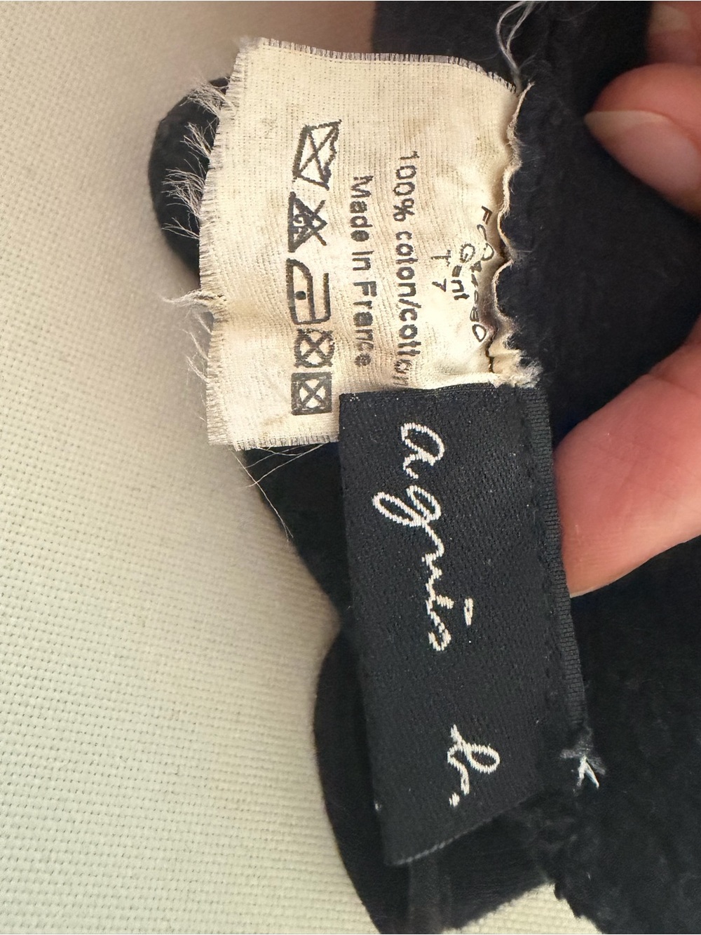 Agnes B. Black Gloves with White Lizard Embroidery - Picture 3 of 5